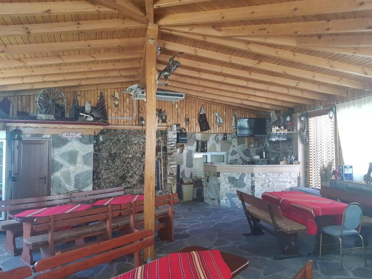 Къща За Гости С Механа Баджо دوسبات المظهر الخارجي الصورة